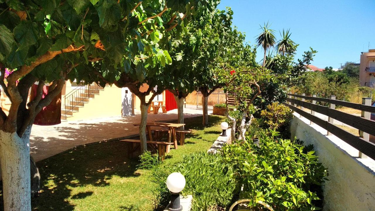 Stelios Studios Soúgia Buitenkant foto