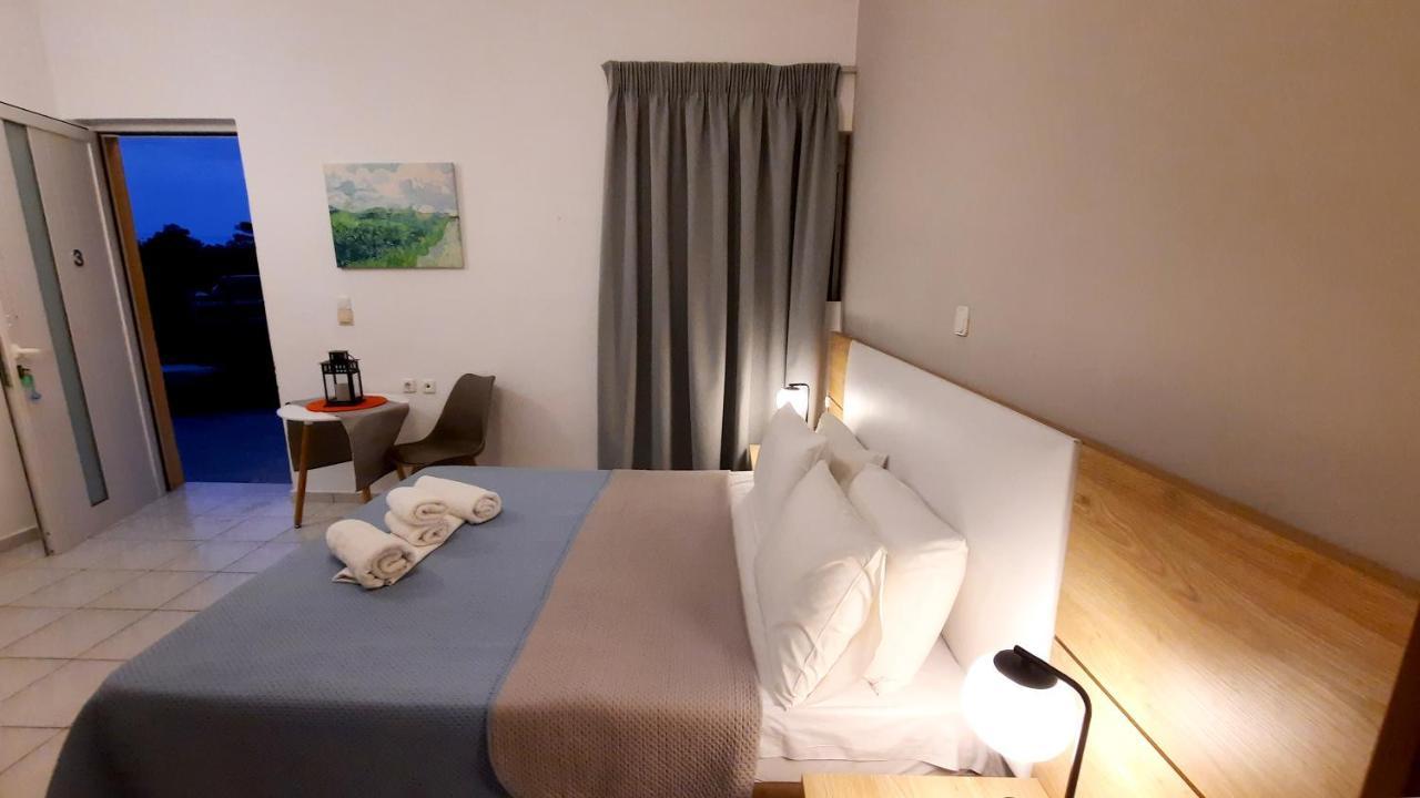 Stelios Studios Soúgia Buitenkant foto